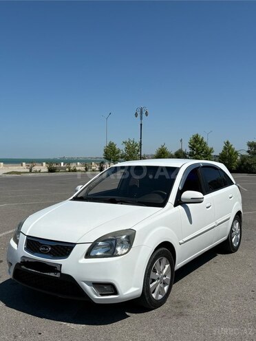 Kia Rio-2