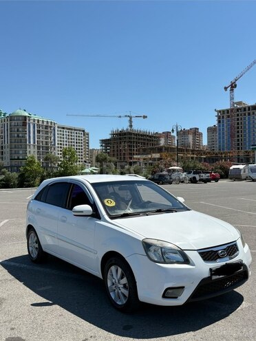 Kia Rio-3