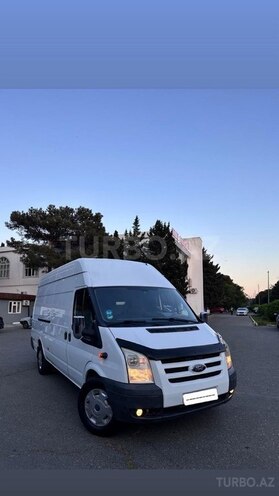 Ford Transit-3