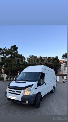 Ford Transit-4