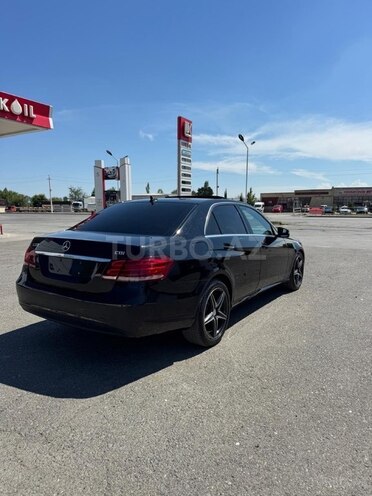 Mercedes E 250-9