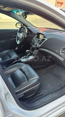 Chevrolet Cruze-8