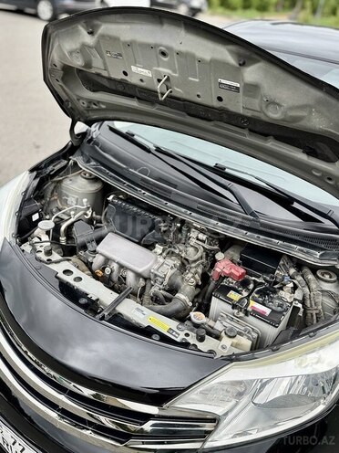 Nissan Note-8