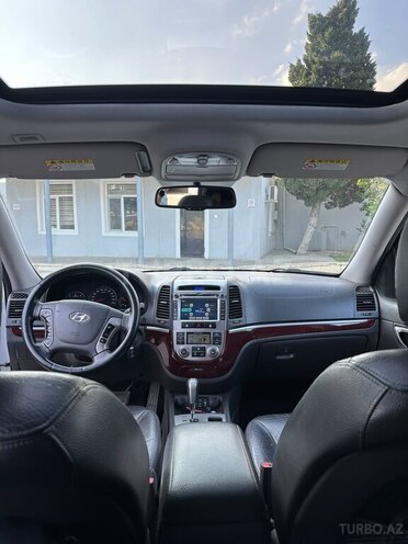 Hyundai Santa Fe-5