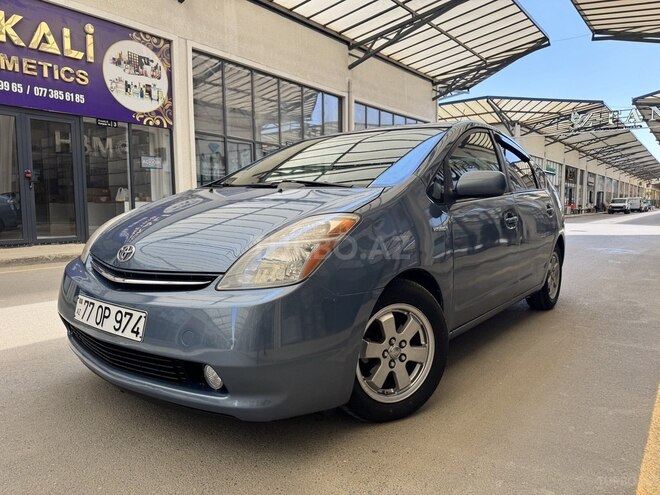 Toyota Prius-1