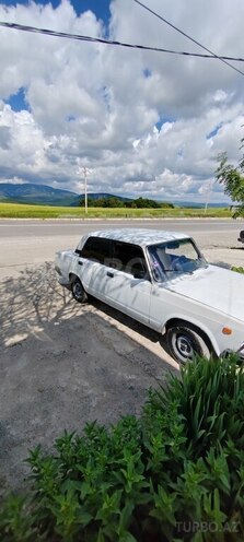 LADA (VAZ) 2107-2