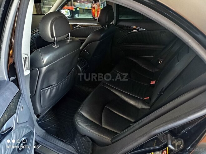 Mercedes E 320-6