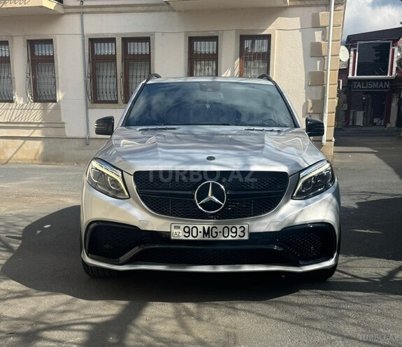 Mercedes GLE 250 4MATIC-15
