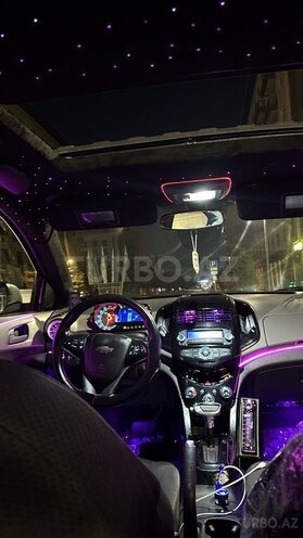Chevrolet Aveo-8
