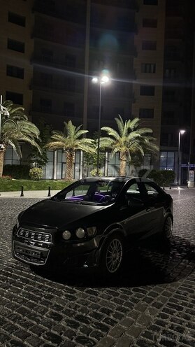Chevrolet Aveo-3