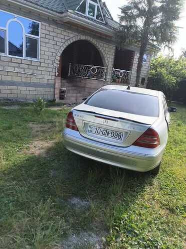 Mercedes C 230-4