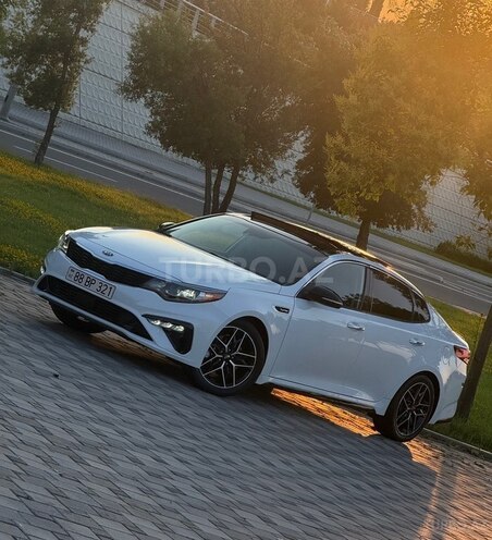Kia Optima-3