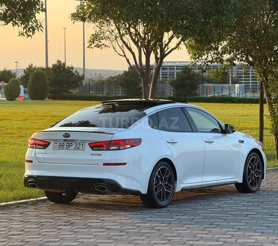 Kia Optima-6