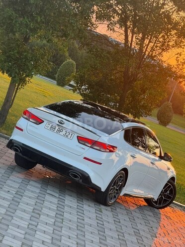 Kia Optima-17