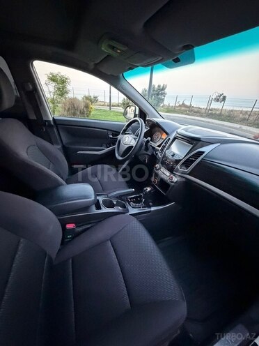 Ssang Yong Korando-14