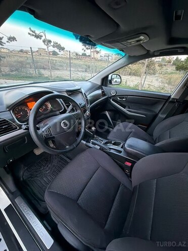 Ssang Yong Korando-9