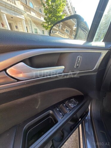 Ford Fusion (North America)-14
