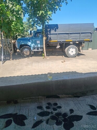 GAZ 53-2