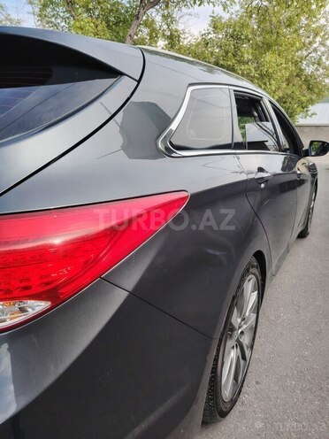 Hyundai i40-10