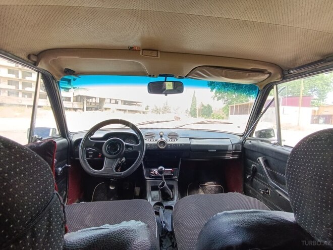 LADA (VAZ) 2103-7