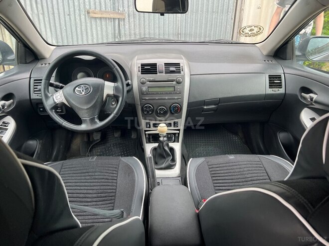 Toyota Corolla-5