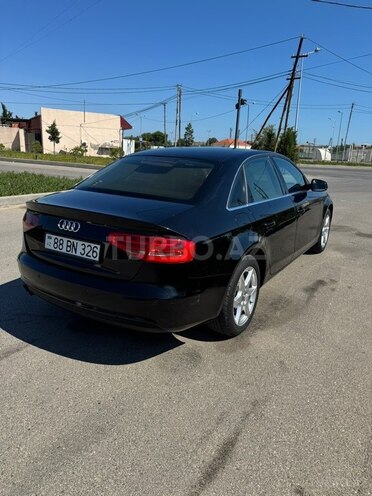 Audi A4-15