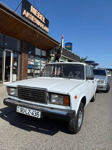 LADA (VAZ) 2107-2