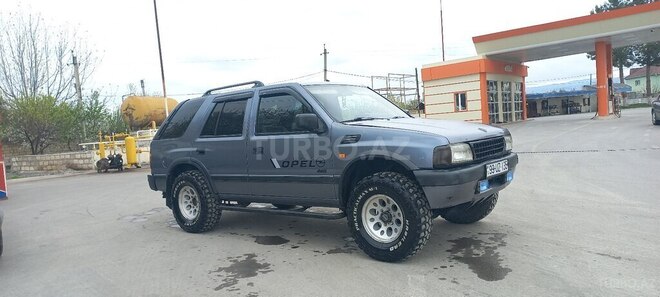 Opel Frontera-4