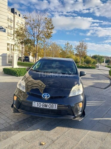 Toyota Prius-1