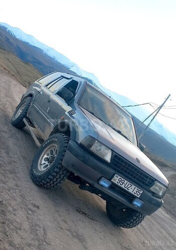 Opel Frontera-7