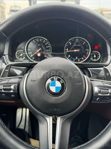 BMW 528-9