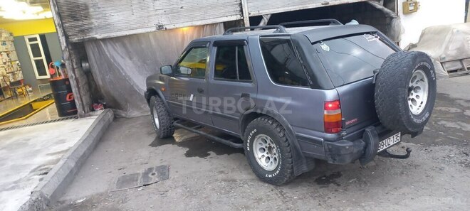 Opel Frontera-9