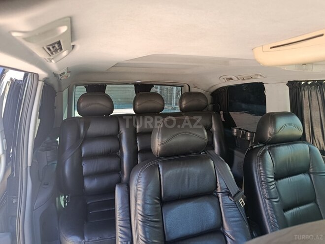 Mercedes Viano-4