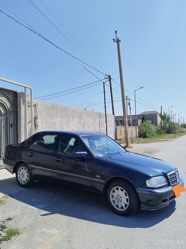 Mercedes C 240-4