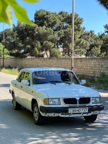 GAZ 3110 "Volga"-1