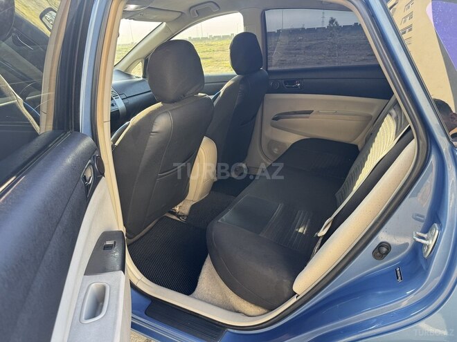 Toyota Prius-18
