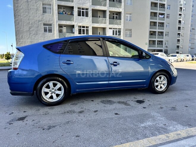 Toyota Prius-3