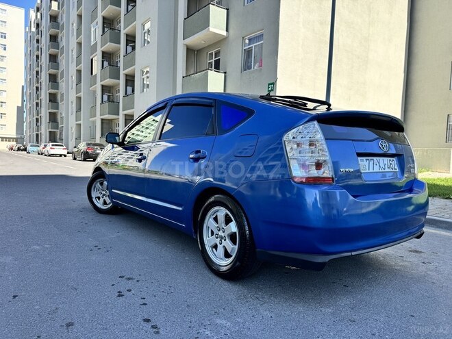 Toyota Prius-11