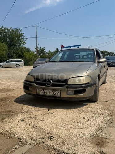 Opel Omega-2