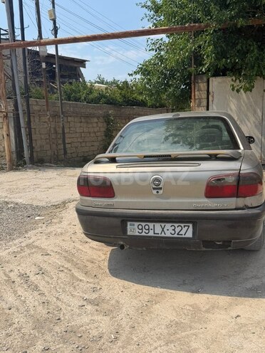 Opel Omega-5