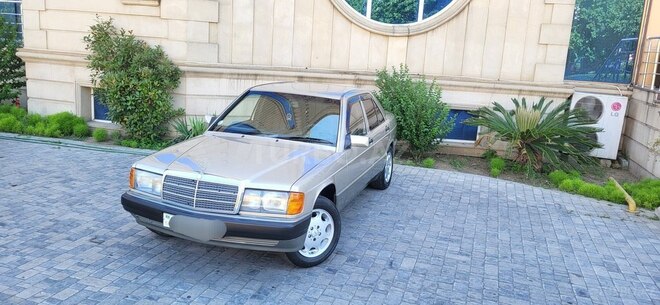 Mercedes 190-3