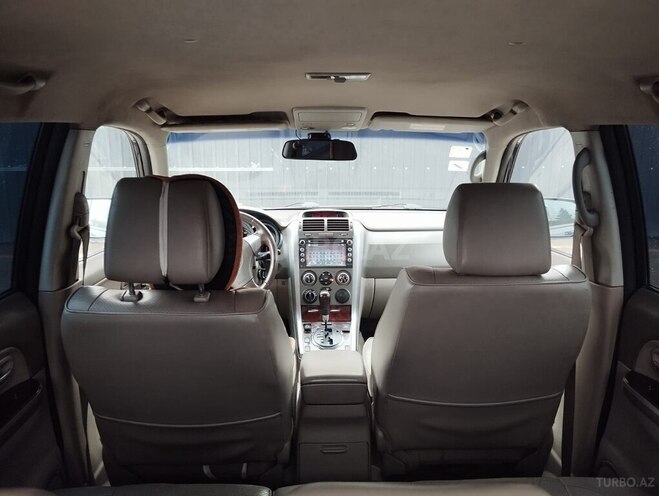 Suzuki Grand Vitara-11