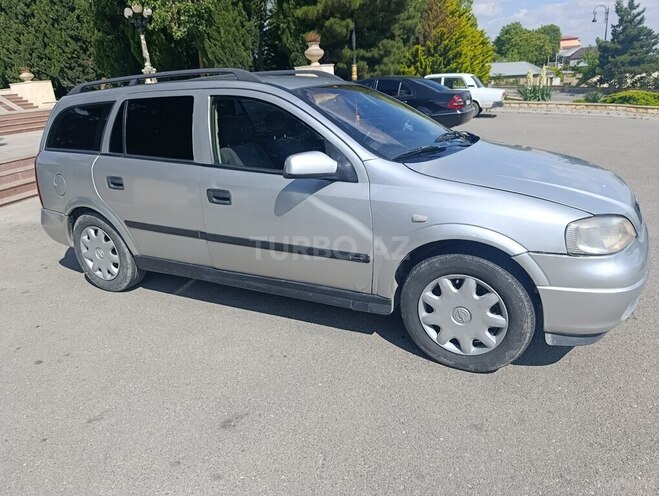 Opel Astra-2