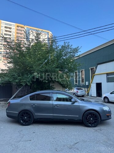 Volkswagen Passat-4