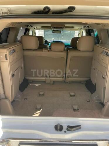 Toyota Land Cruiser-17