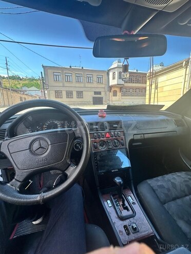 Mercedes C 240-4