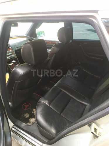 Mercedes C 200-6
