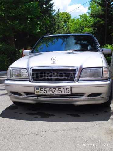 Mercedes C 200-1