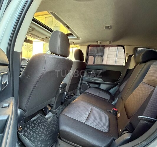 Mitsubishi Outlander-16