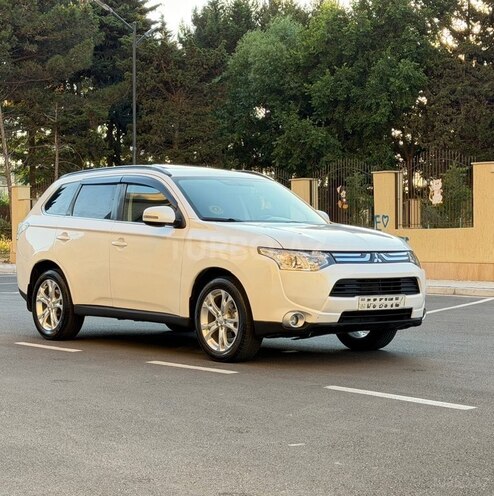 Mitsubishi Outlander-9